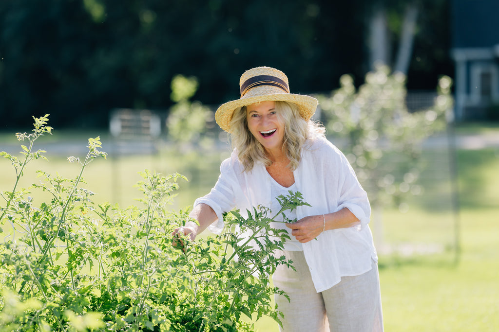 The Power of Shield Blend: Spotlight on Peppermint Essential Oil